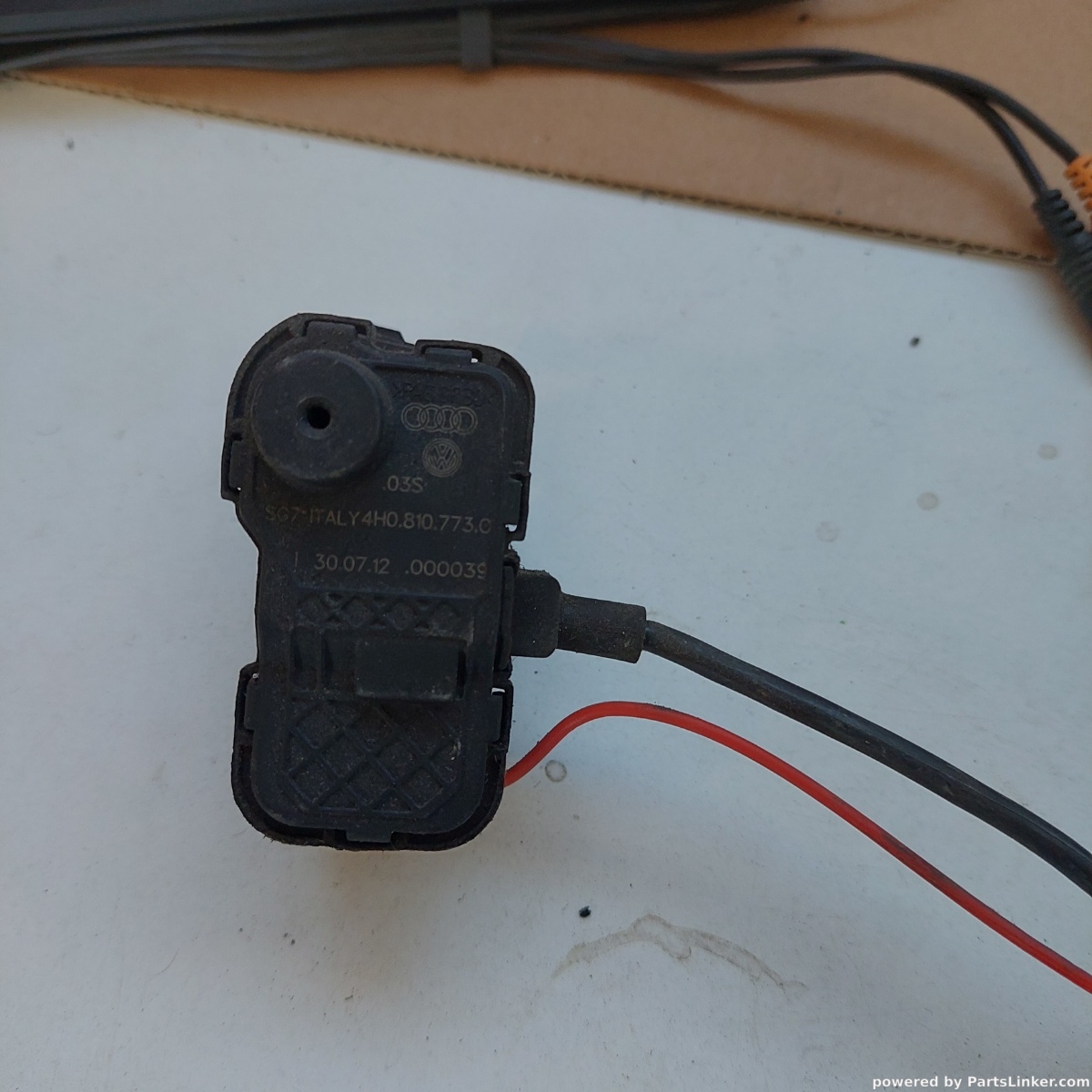 Motoras rezervor benzina  AUDI A8 III (4H2, 4H8, 4HC, 4HL) [ 2009 - 2018 ] OEM 4h0810773c