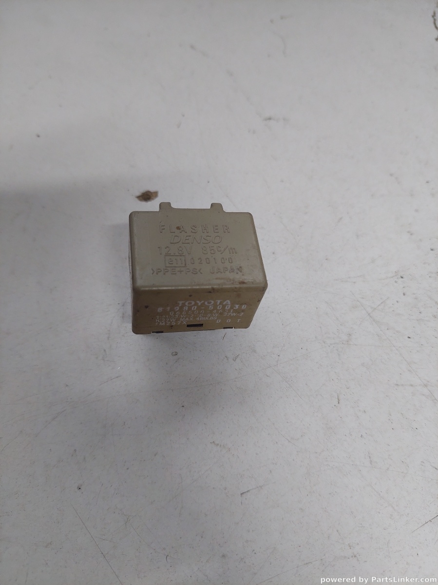 Releu TOYOTA LAND CRUISER J120 Denso OEM 8198050030