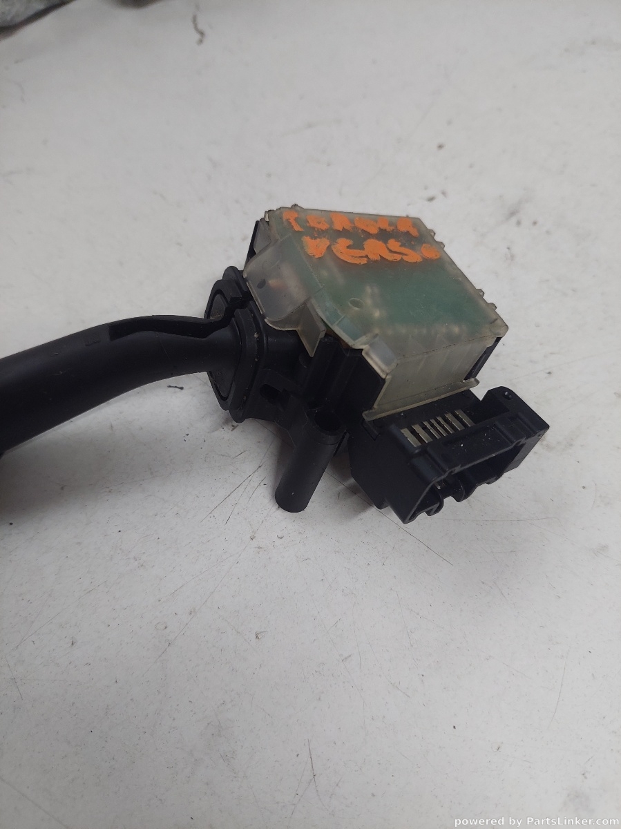 Maneta stergatoare TOYOTA COROLLA Verso (_E12_) [ 2001 - 2004 ] OEM 173654 – foto 2