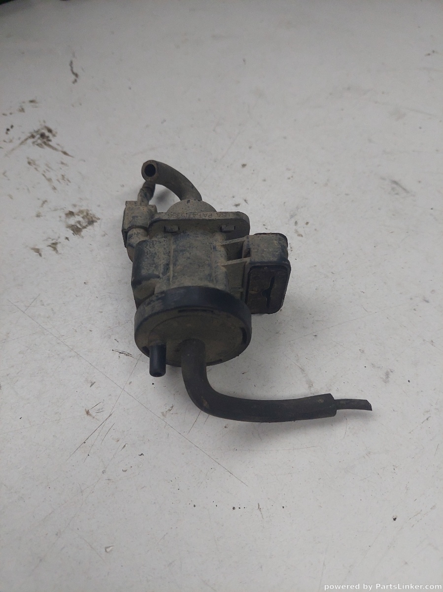 Supapa vacuum MERCEDES-BENZ VITO Box (638) [ 1997 - 2003 ] OEM 4715396 – foto 2