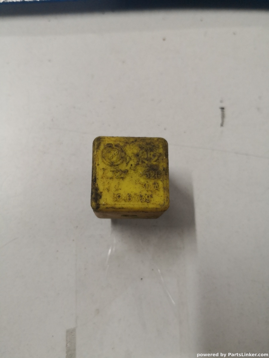 Releu MITSUBISHI PAJERO II (V3_W, V2_W, V4_W) [ 1990 - 2001 ] OEM A727520