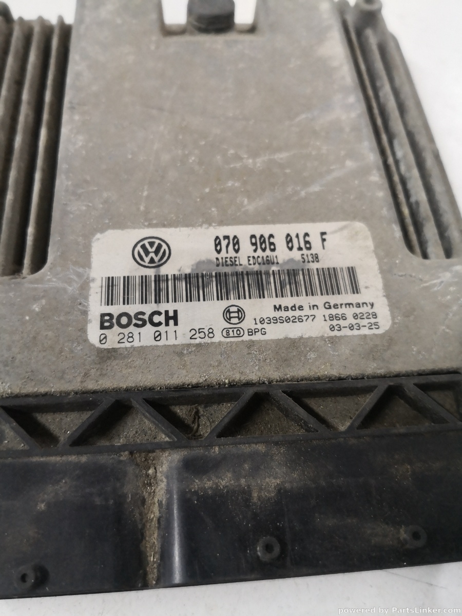 Calculator ECU VOLKSWAGEN TOUAREG (7LA, 7L6, 7L7) [ 2002 - 2013 ] R5 TDI (BAC, BPE) 128KW|174HP BOSCH 0281011258 OEM 070906016f – foto 2