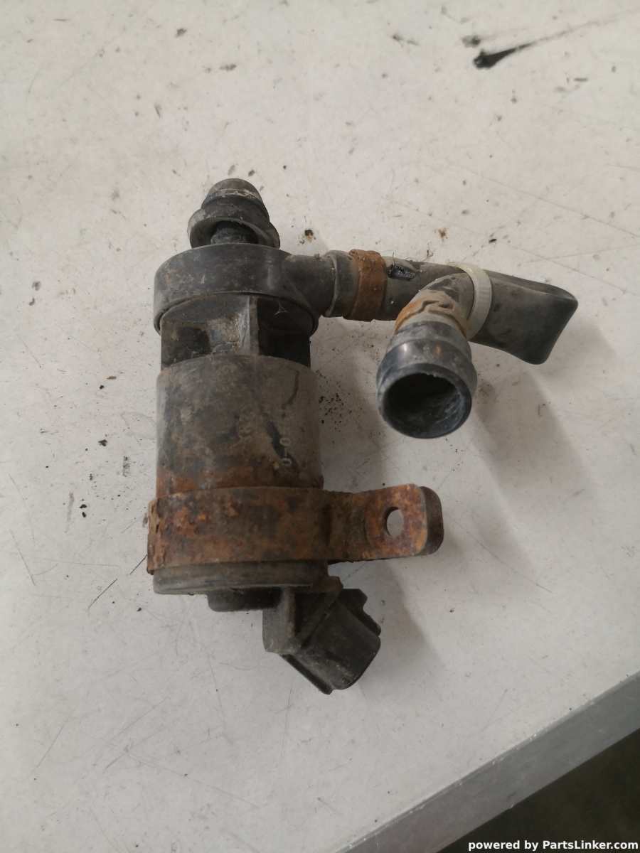 Pompa spalator parbriz TOYOTA LAND CRUISER 150 TRJ15_, KDJ15_, GRJ15_, GDJ15_ 2009 - >2.7 2.7 2.7 2TR-FE 1200551