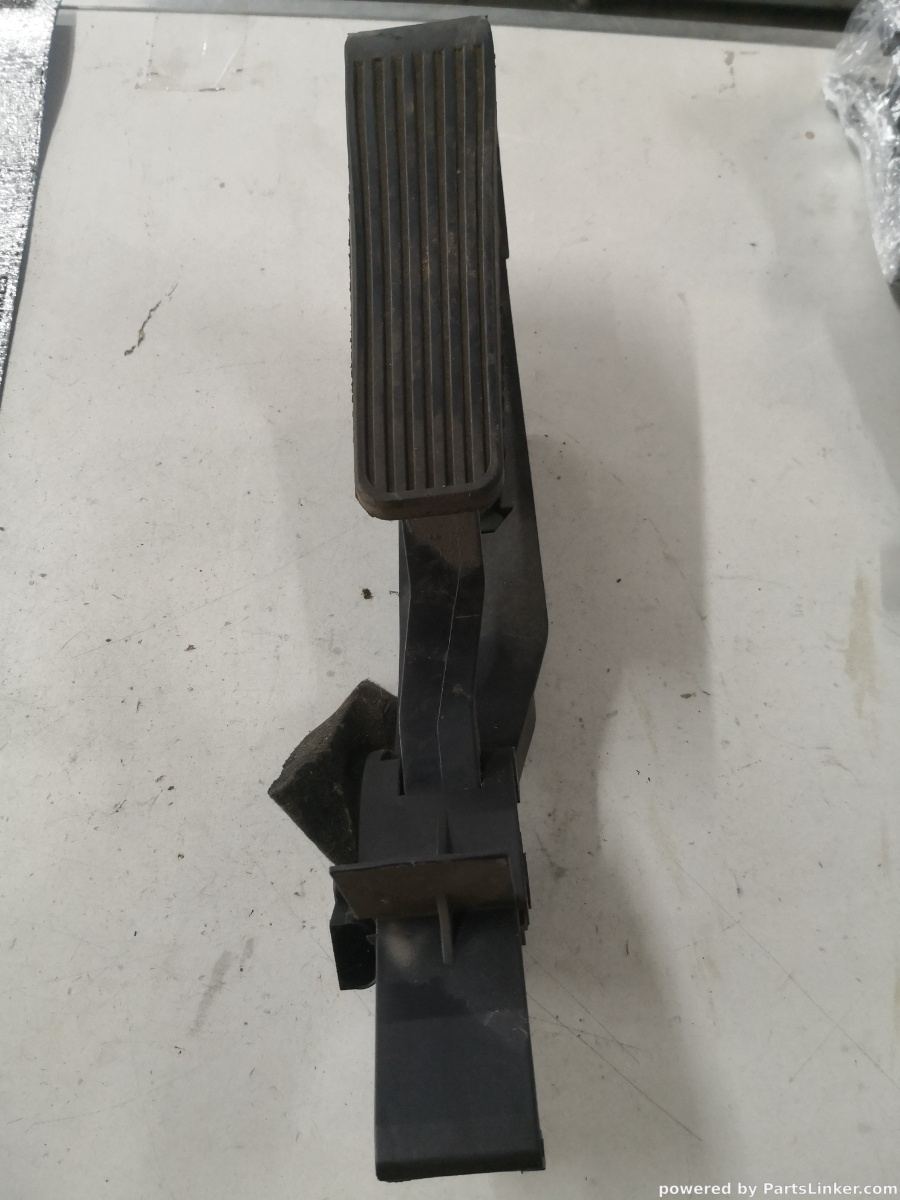 Pedala acceleratie stanga fata MERCEDES-BENZ E-CLASS (W211) [ 2002 - 2009 ] OEM A2113000904 – foto 2