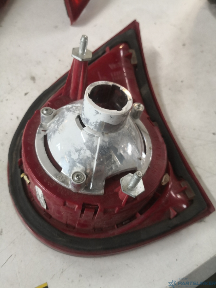 Lampa spate / stop stanga spate VOLKSWAGEN GOLF V (1K1) [ 2003 - 2009 ] OEM 1k6945093j – foto 2