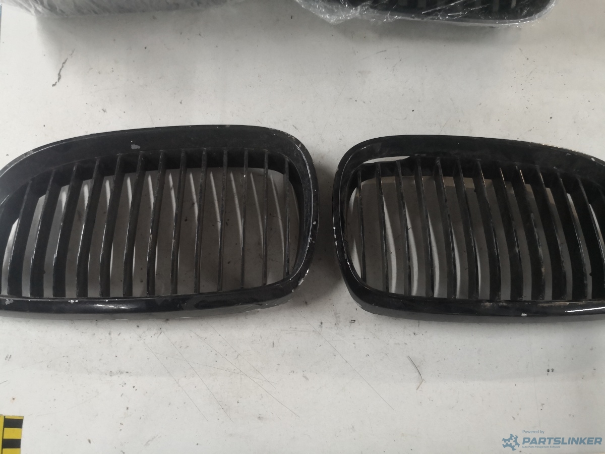 Grila bara BMW 3 V Touring (E91) [ 2004 - 2012 ]