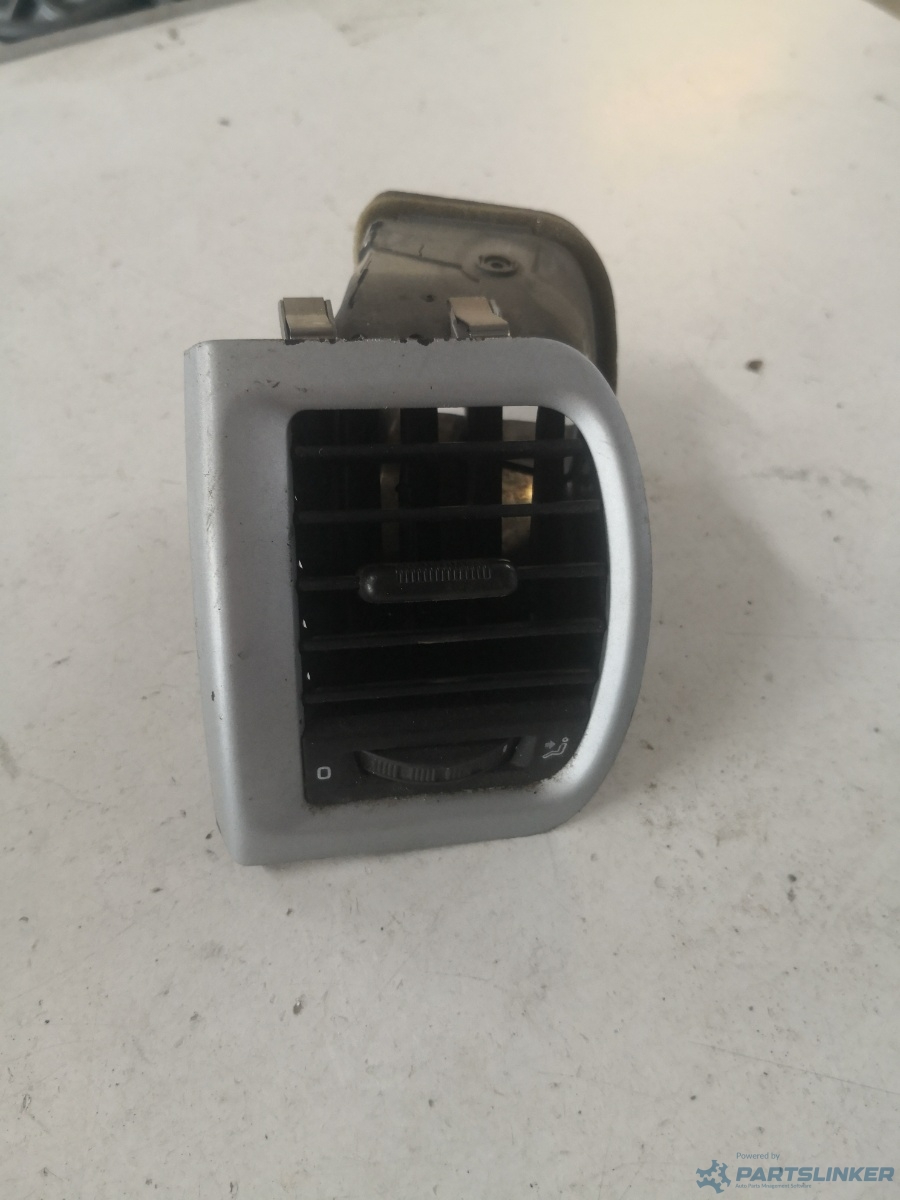 Guri ventilatie stanga fata SKODA ROOMSTER (5J) [ 2006 - 2015 ] OEM 5j0819701