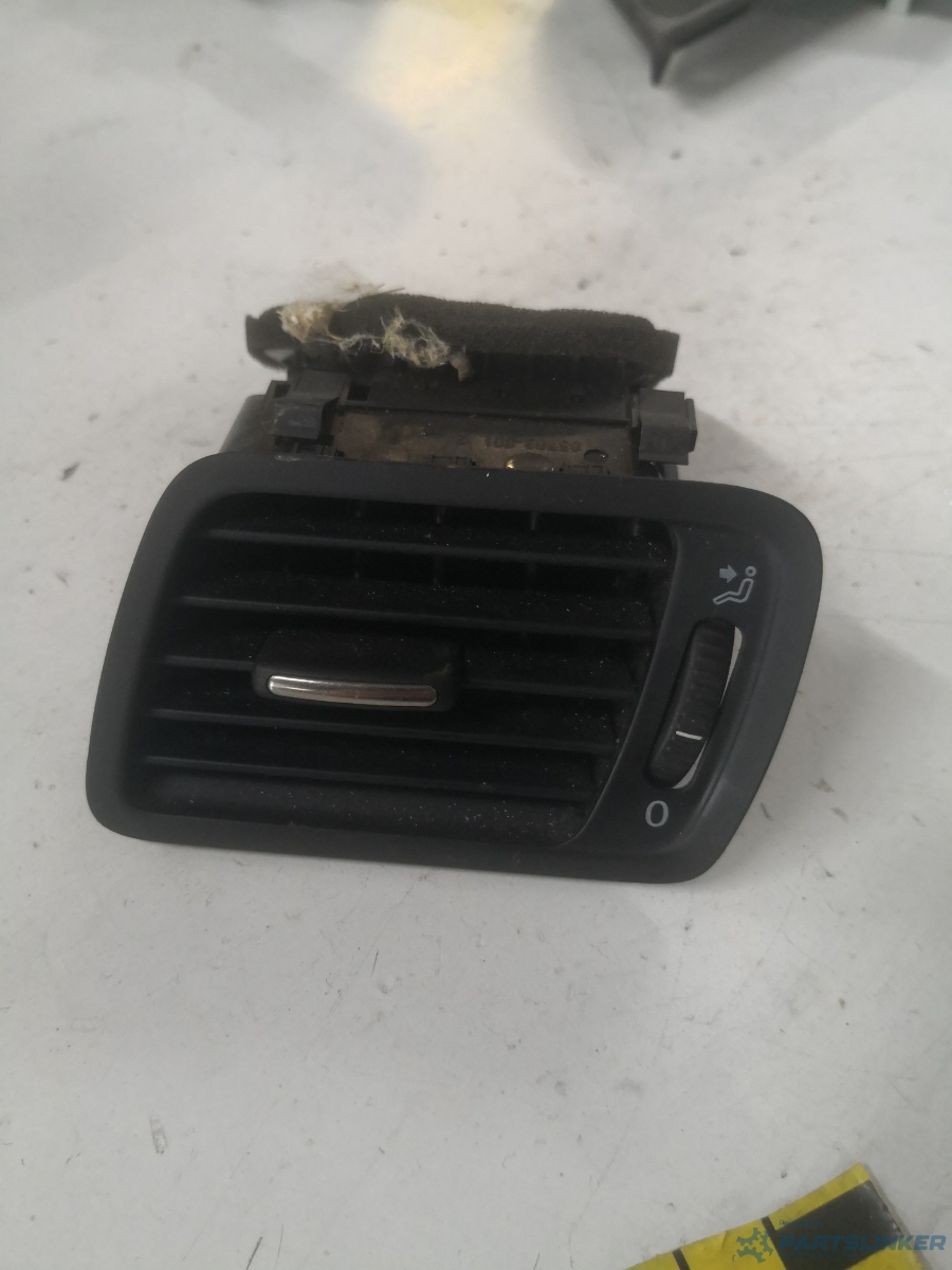 Guri ventilatie stanga fata VOLKSWAGEN PASSAT (3C2) [ 2005 - 2010 ] OEM 3c1819701f