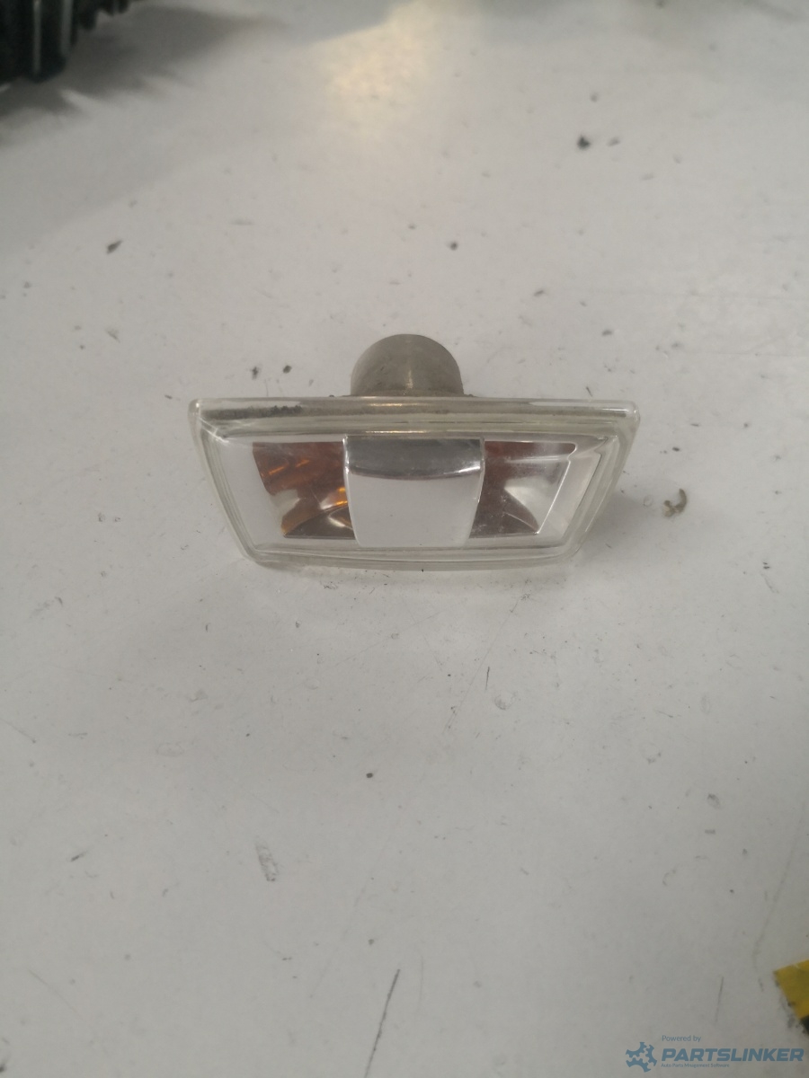 Semnalizare  dreapta fata OPEL ZAFIRA B (A05) [ 2005 - 2015 ] OEM 13252456