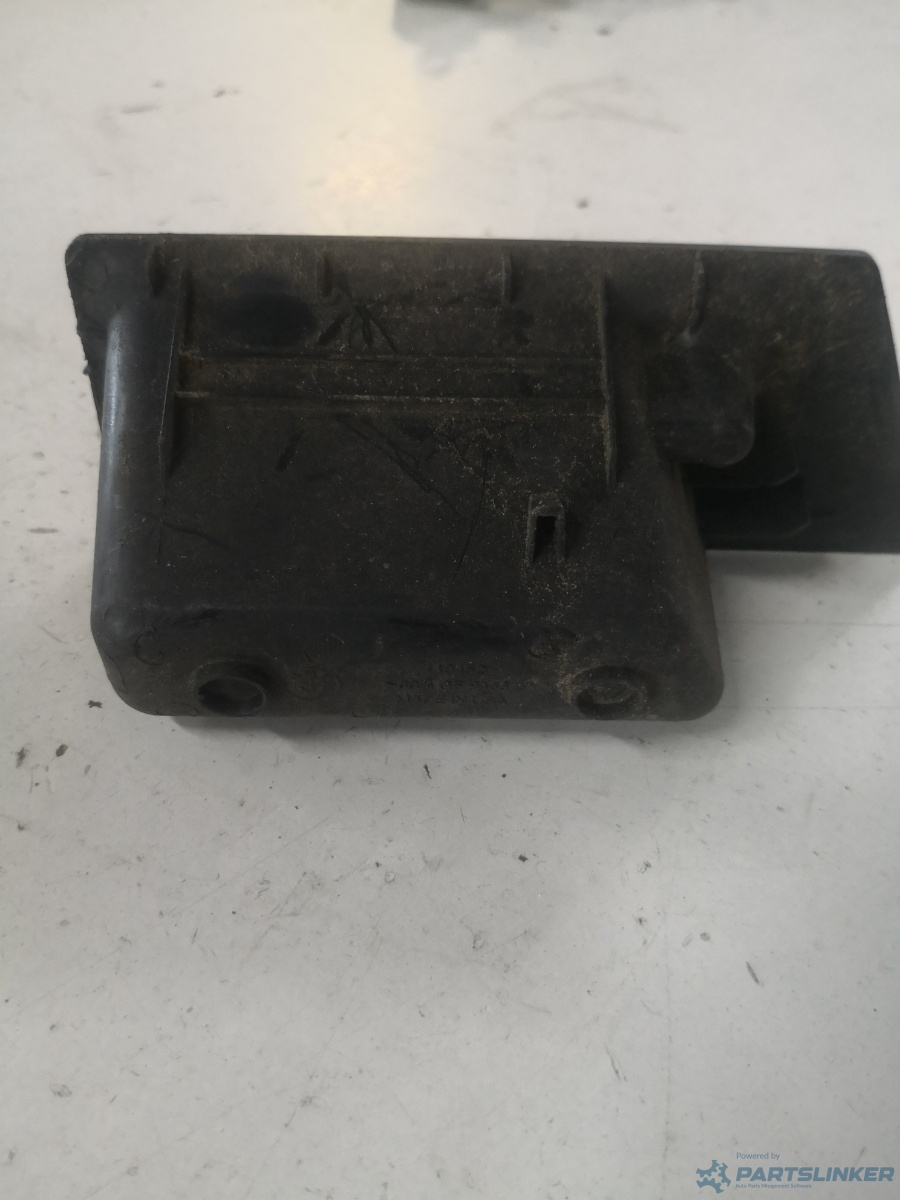 Scrumiera usa BMW X5 III (F15, F85) [ 2012 - 2018 ] OEM 9251974 – foto 2