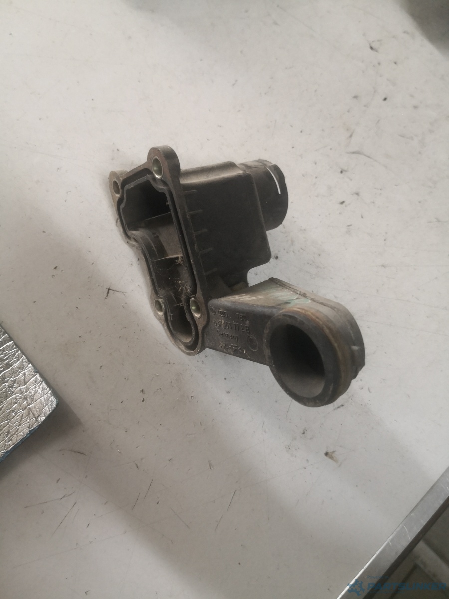 Suport motor VOLKSWAGEN PASSAT Estate (3B5) [ 1997 - 2001 ] OEM 037103772b