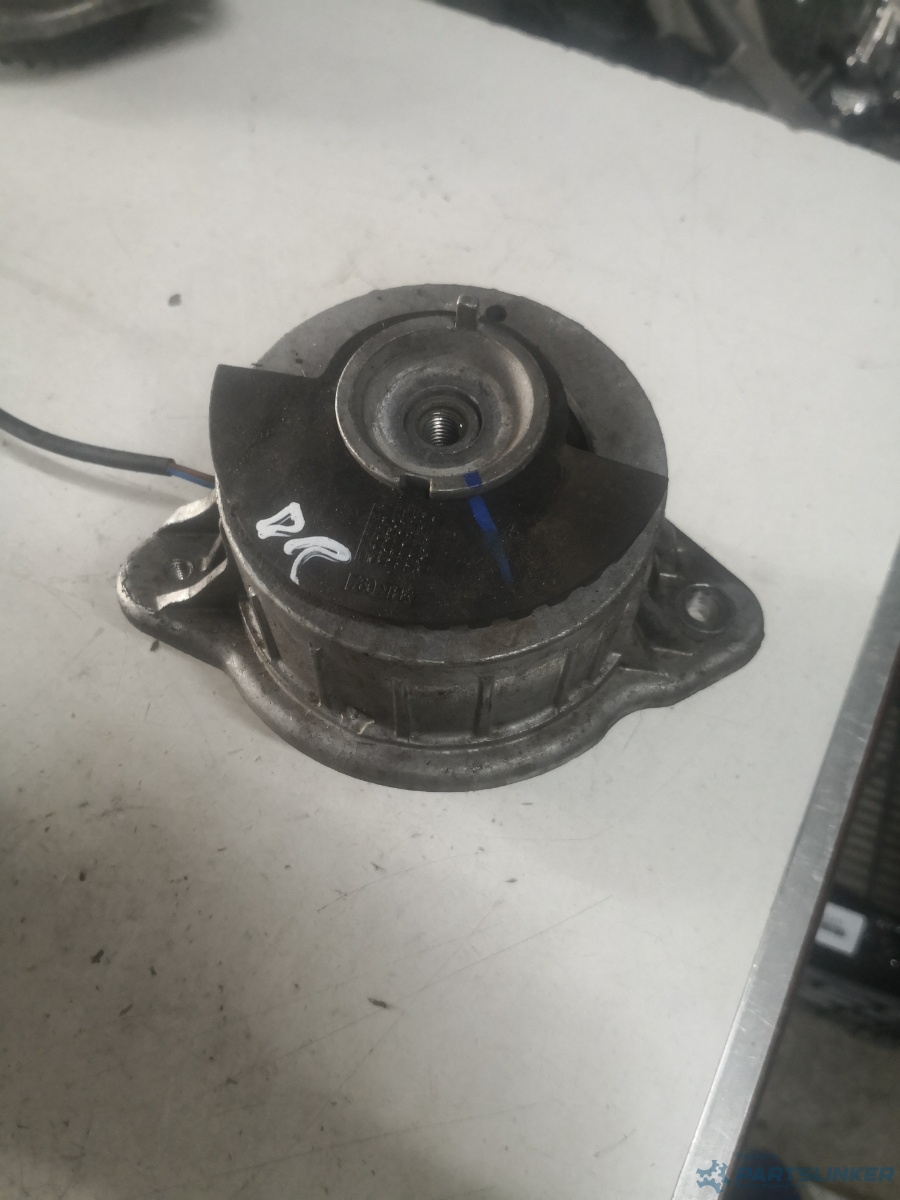 Tampon motor MERCEDES-BENZ S-CLASS W222, V222, X222 2013 - > 3.0 S 350 BlueTEC / d OM 642.861 190KW|258HP 0