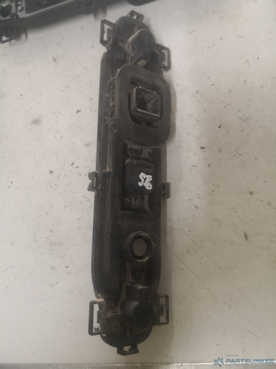 Soclu stop stanga spate RENAULT KANGOO Express (FW0/1_) [ 2008 - > ] – foto 2