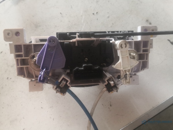 Climatizare DACIA DUSTER [ 2010 - > ] – foto 2