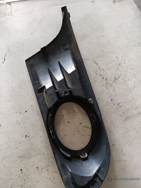 Grila proiector bara stanga fata VOLKSWAGEN GOLF VI (5K1) [ 2008 - 2013 ] OEM 5k0853665 – foto 2