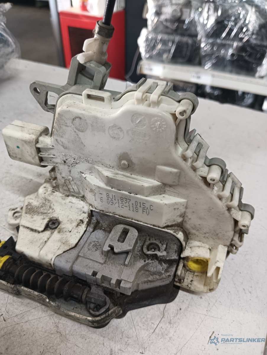 Broasca usa stanga fata AUDI A6/S6 IV Saloon (4G2, C7, 4GC) [ 2010 - 2018 ] OEM 8j1837015c – foto 2