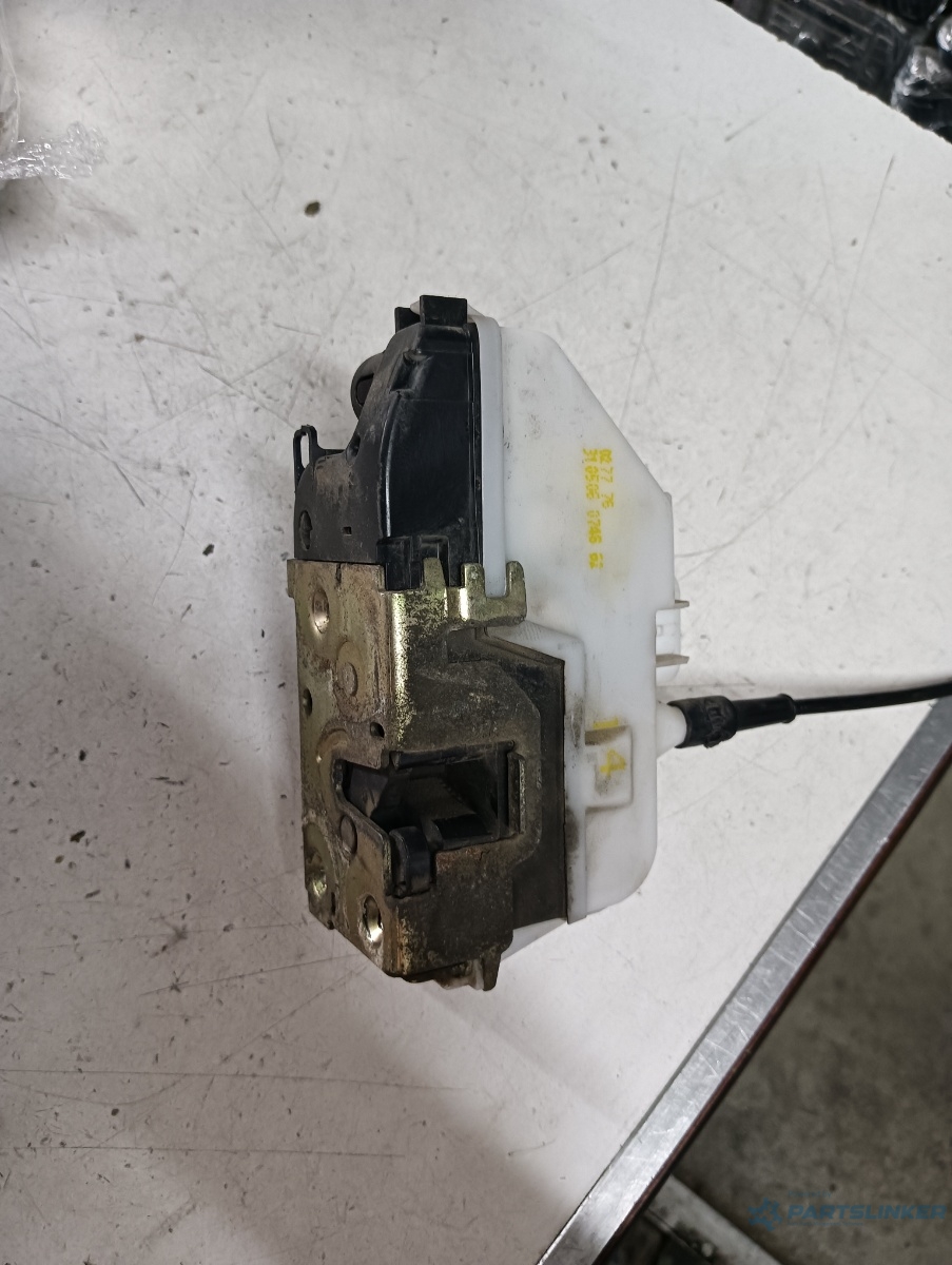 Broasca usa stanga fata RENAULT MEGANE II Saloon (LM0/1_) [ 2003 - > ] – foto 2