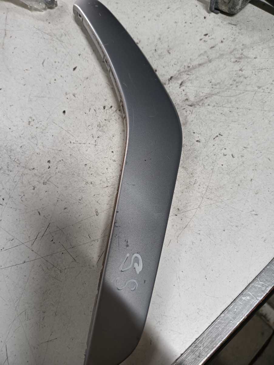 Ornament usa stanga spate FORD KUGA I [ 2008 - 2012 ]