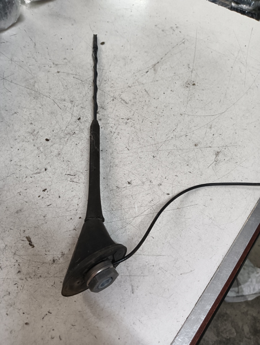Antena radio SKODA OCTAVIA II Combi (1Z5) [ 2004 - 2013 ]