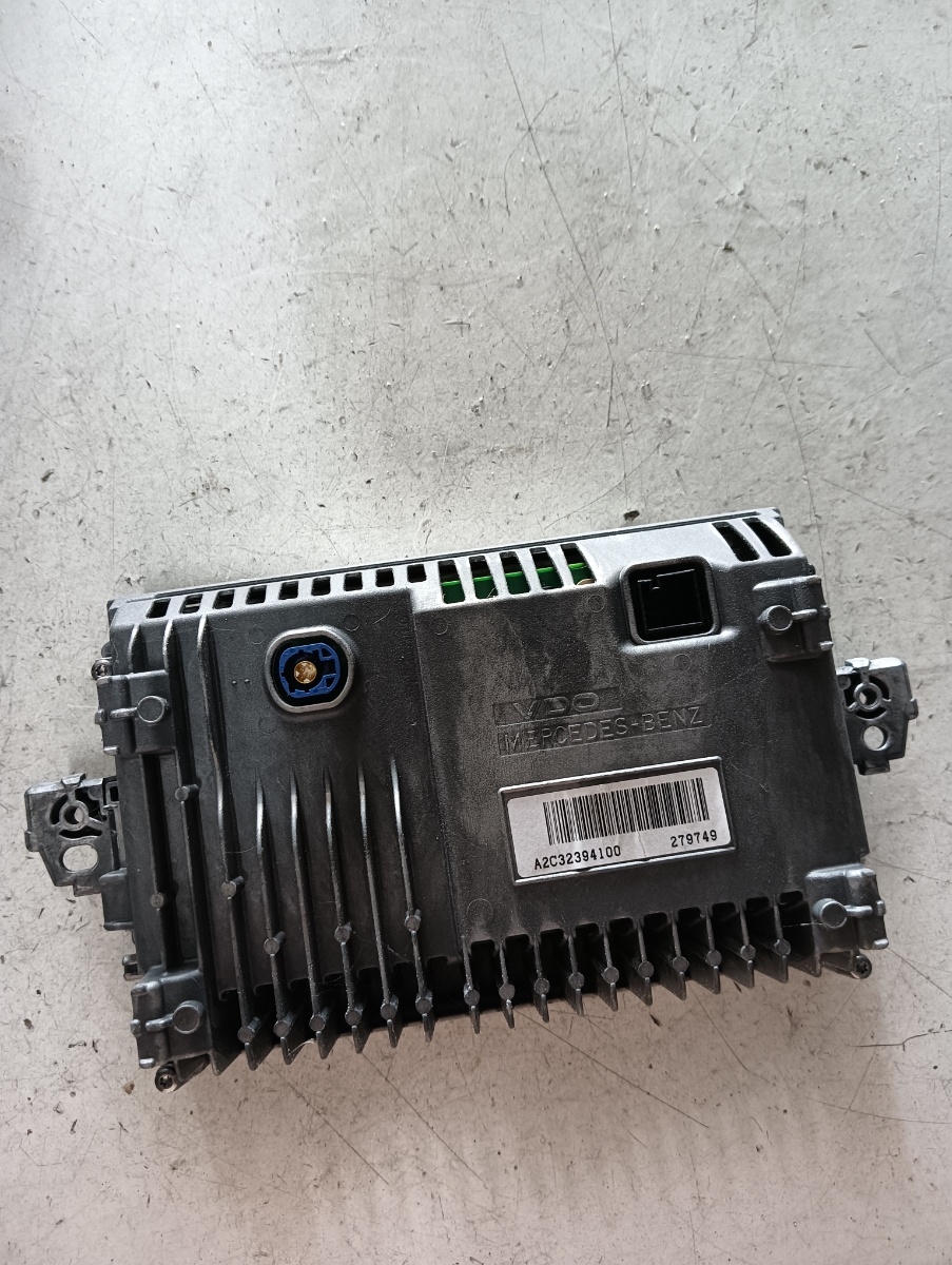 Display MERCEDES-BENZ E-CLASS (W212) [ 2009 - > ] – foto 2