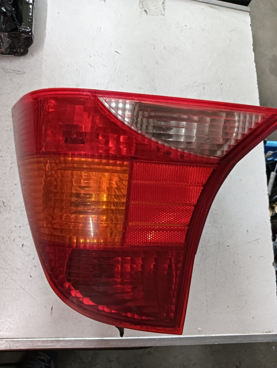 Lampa spate / stop dreapta spate FORD FOCUS Hatchback  (DAW, DBW) [ 1998 - 2007 ]