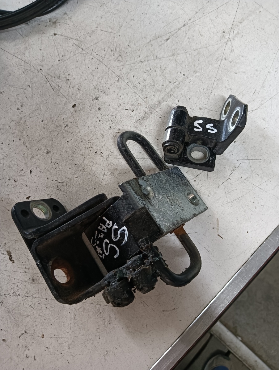 Balama usa stanga spate VOLKSWAGEN PASSAT Variant (3C5) [ 2005 - 2011 ]