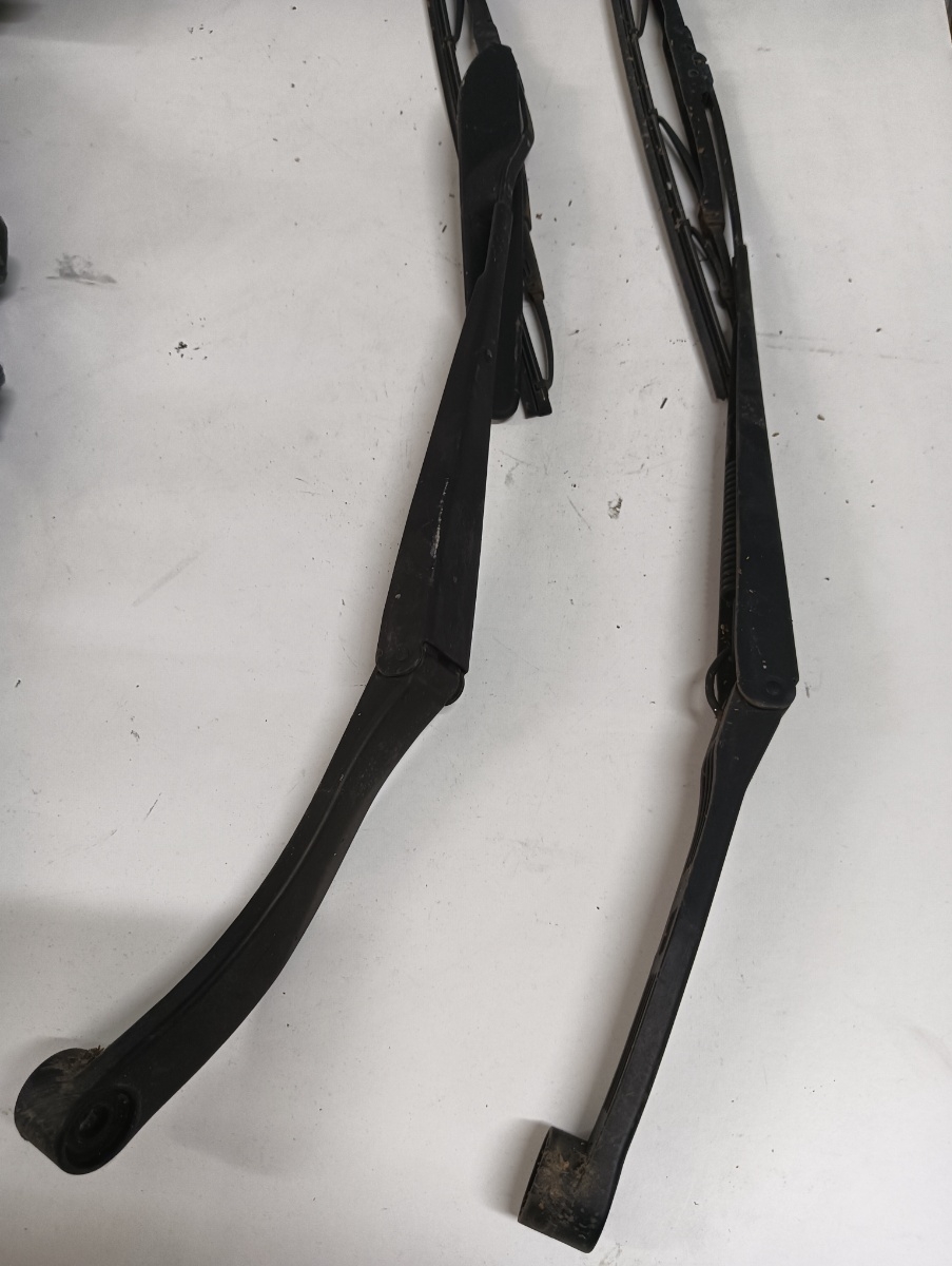 Brat stergator parbriz SUBARU FORESTER II SG 2002 - 2012