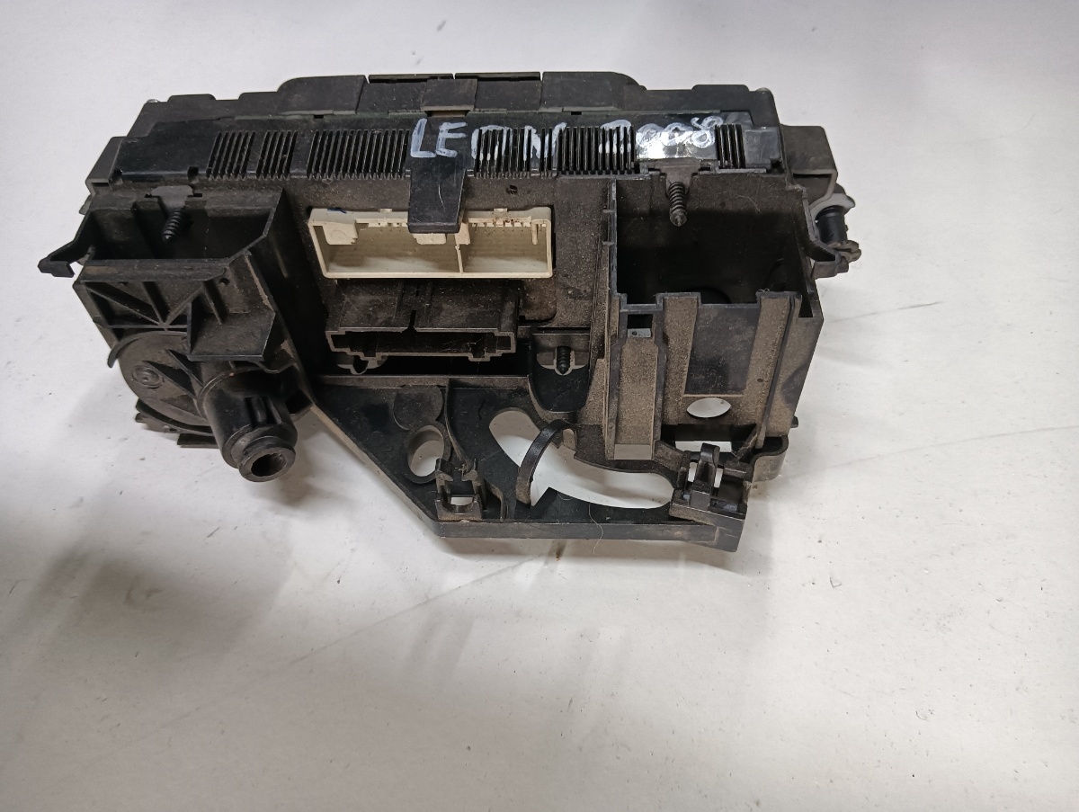 Climatizare SEAT LEON II 1P1 2005 - 2013 – foto 2