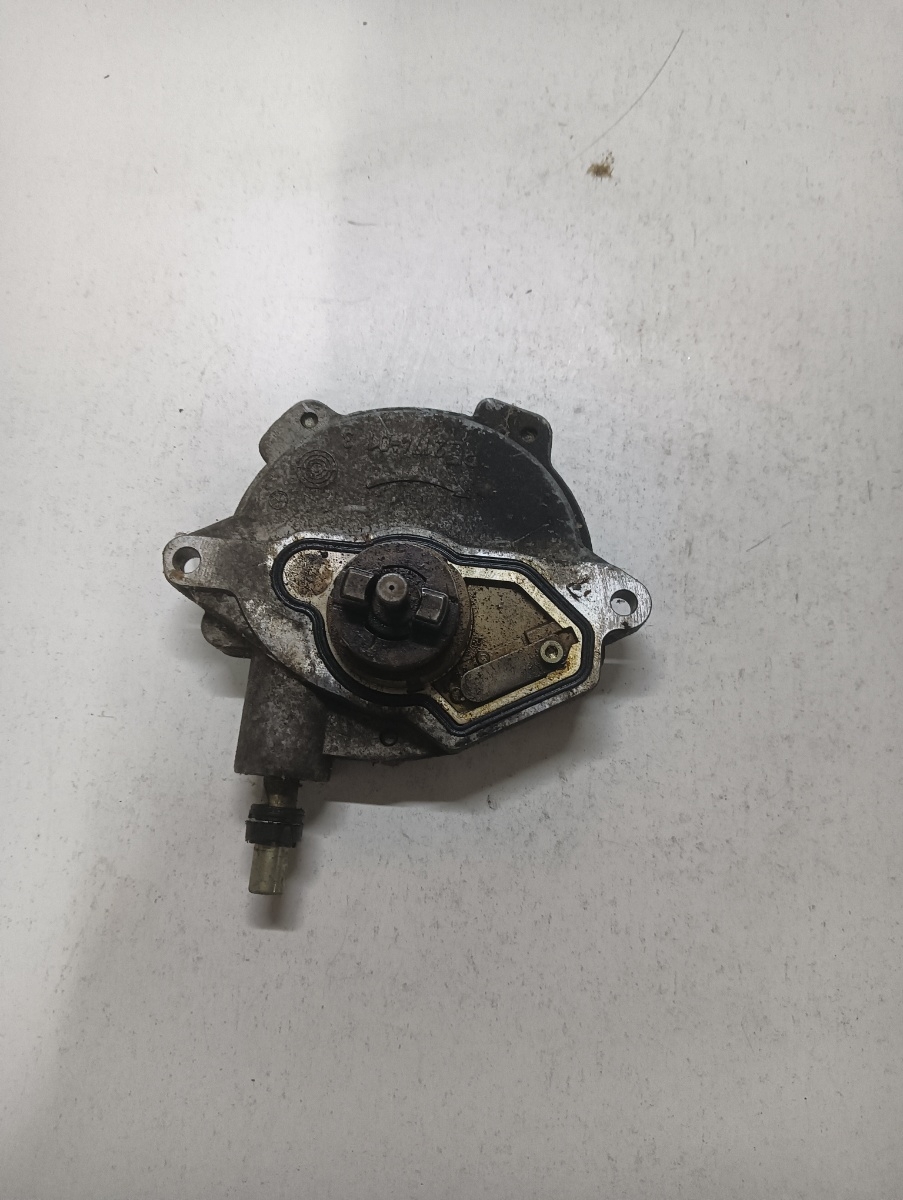 Pompa vacuum  MERCEDES-BENZ C-CLASS II W203  2000 - 2007 1.8 C 200 Kompressor M 271.940 A2712300465