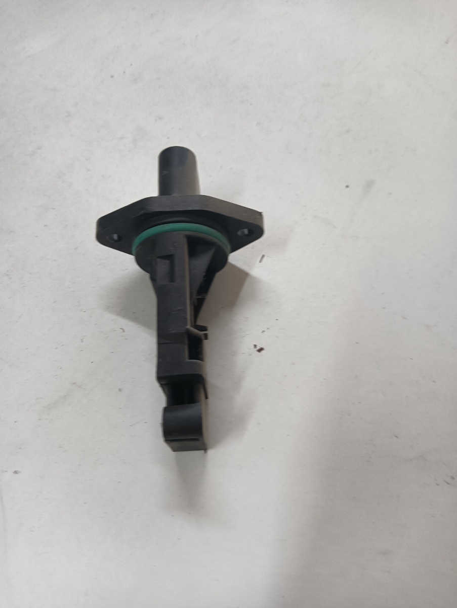 Debitmetru aer  VOLKSWAGEN PASSAT Estate 3B5 1997 - 2001 F00c2g2027 – foto 2