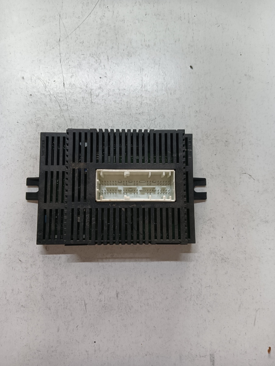 Calculator lumini BMW 5 E60 2001 - 2010 6962723