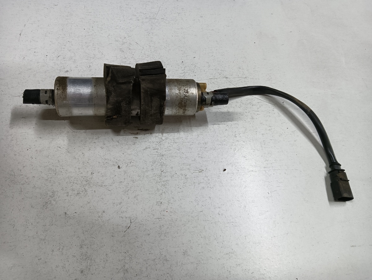 Pompa auxiliara combustibil  AUDI A5/S5 8T3 2007 - 2017 2.0 TDI quattro CAHA 8k0906095b – foto 2