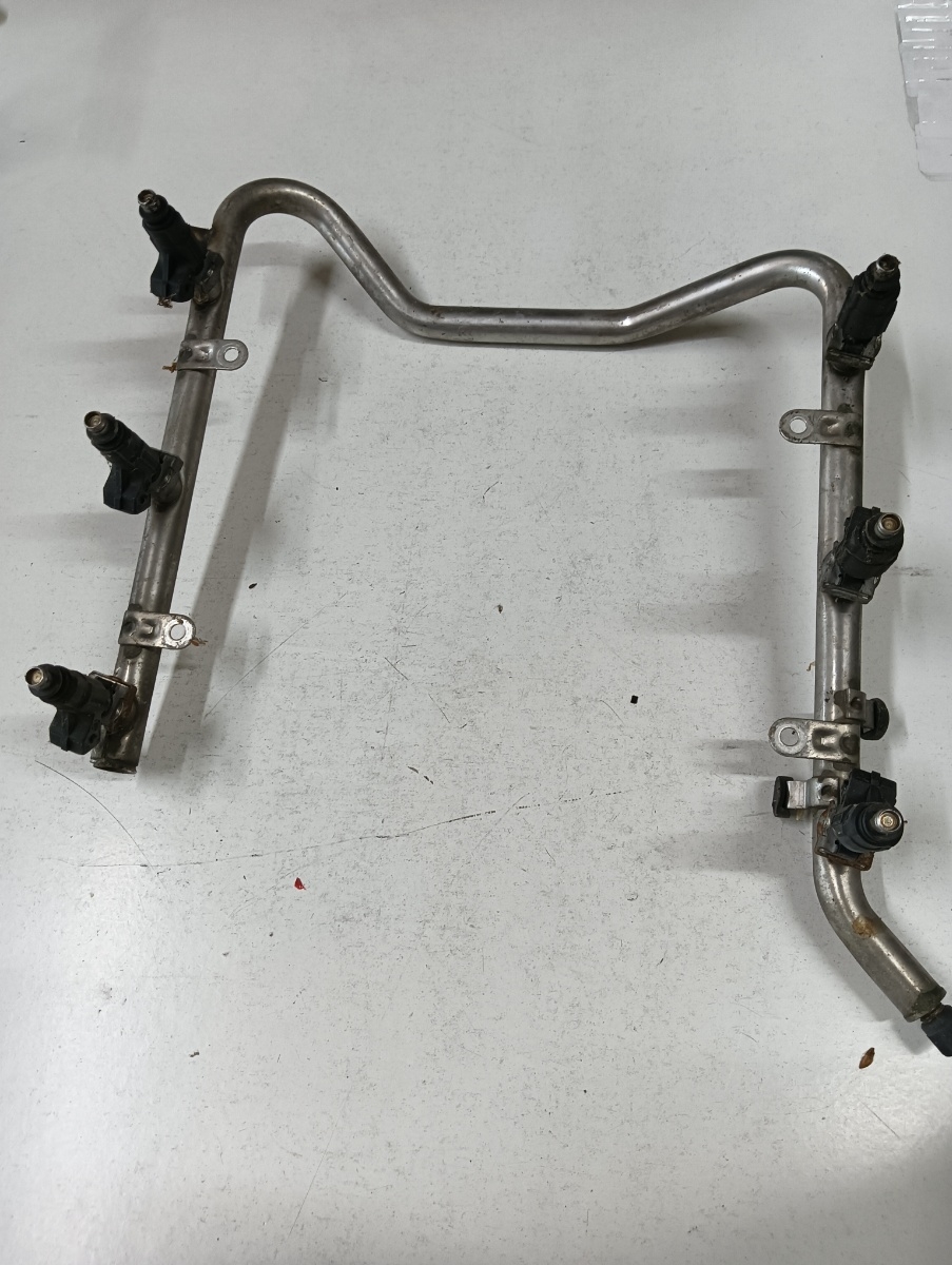 Rampa injectoare  MERCEDES-BENZ M-CLASS W163 1998 - 2005 3.2 ML 320 M 112.942 – foto 2