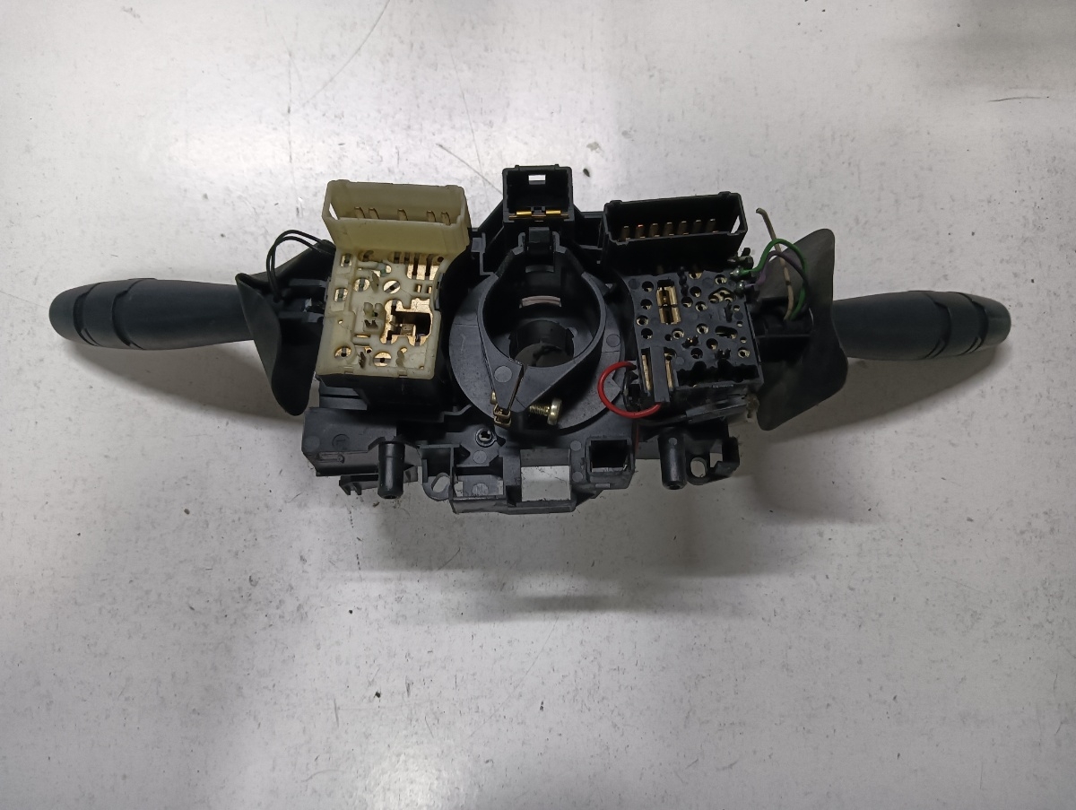 Maneta stergatoare lampa de semnalizare RENAULT CLIO II BB0/1/2_, CB0/1/2_ 1998 - > 8200028674 – foto 2