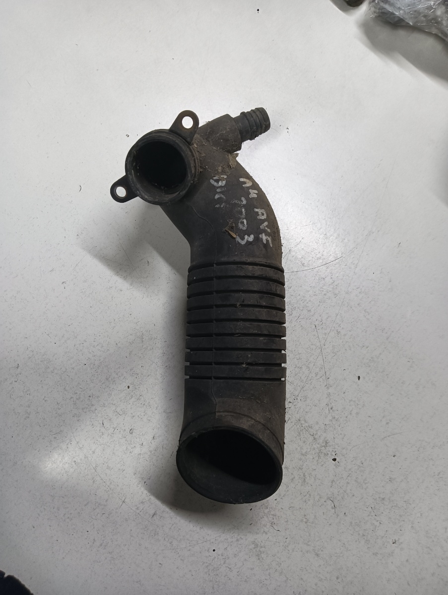 Furtun admisie aer AUDI A4 III 8EC, B7 2004 - 2008