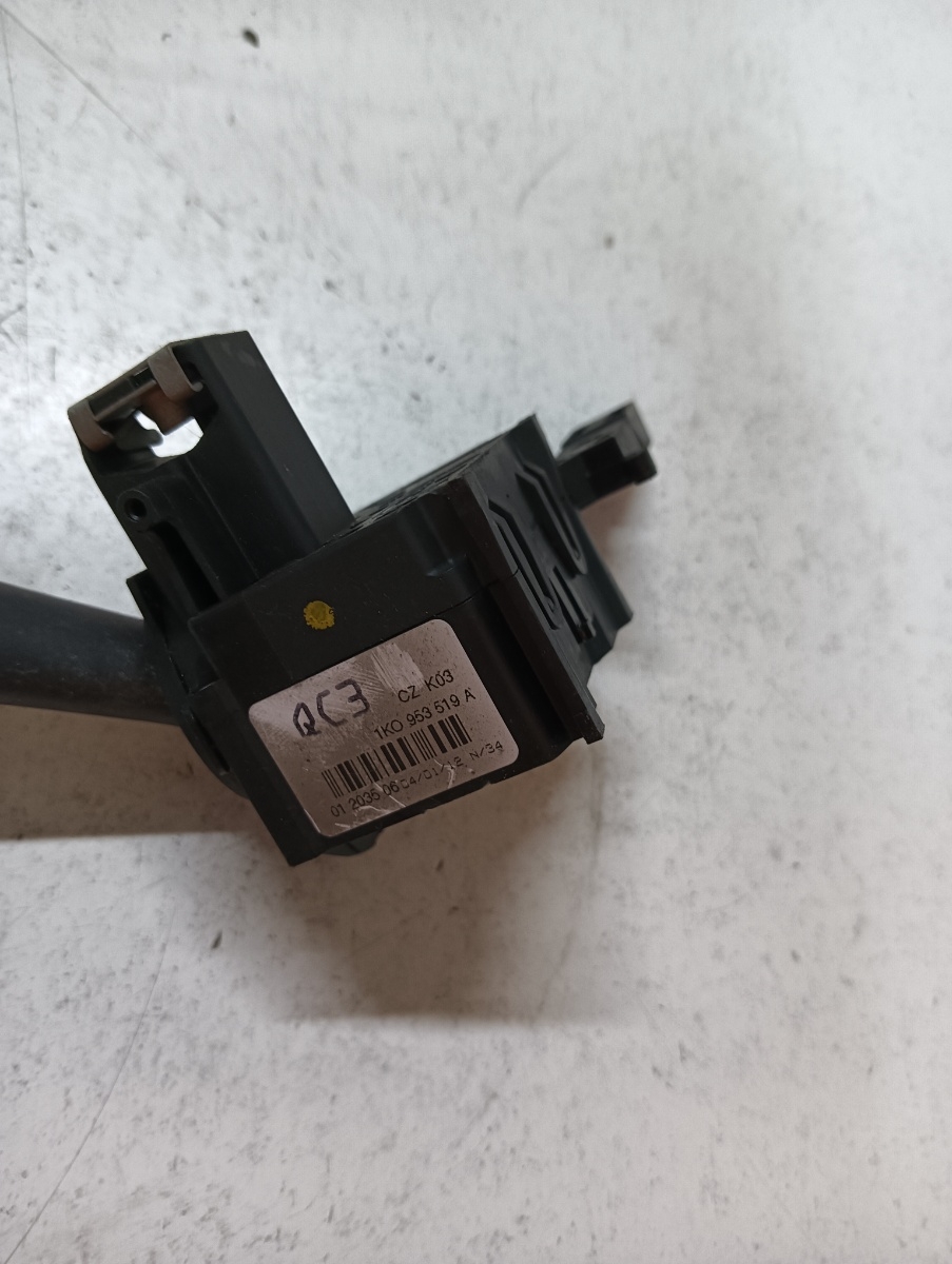 Maneta actionare stergatoare VOLKSWAGEN GOLF V 1K1 2003 - 2009 VAG 1k0953519a – foto 2