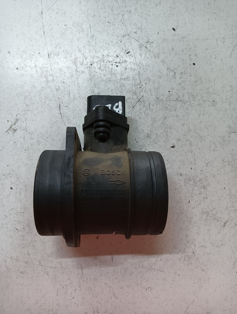 Debitmetru aer  VOLKSWAGEN PASSAT 3C2 2005 - 2010 1.9 TDI BKC, BLS, BXE, VOLKSWAGEN GOLF V 1K1 2003 - 2009 TDI BKC, BLS, BXE BOSCH 0281002531