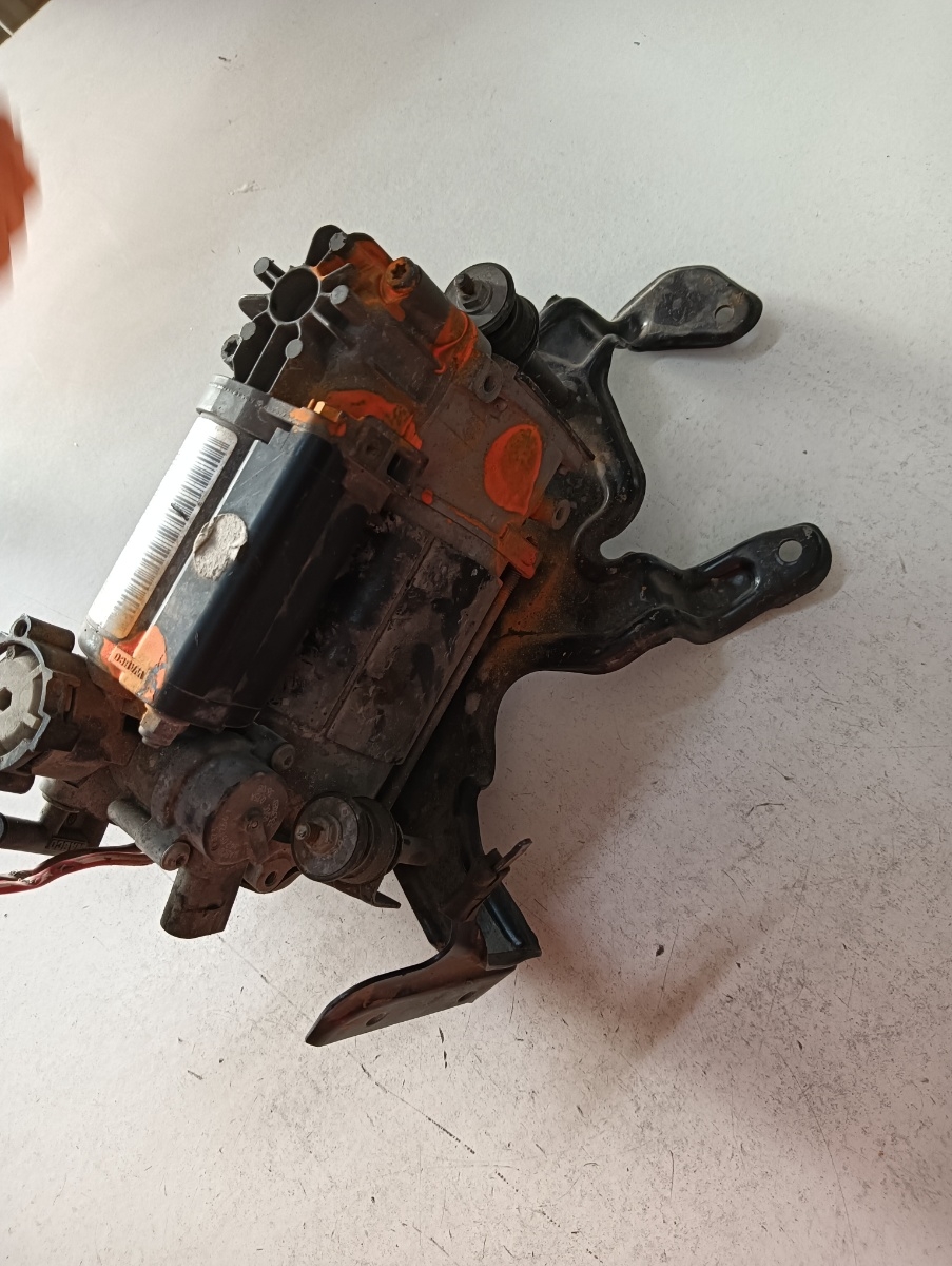 Compresor suspensie aer MERCEDES-BENZ E-CLASS W211 2002 - 2009 – foto 3