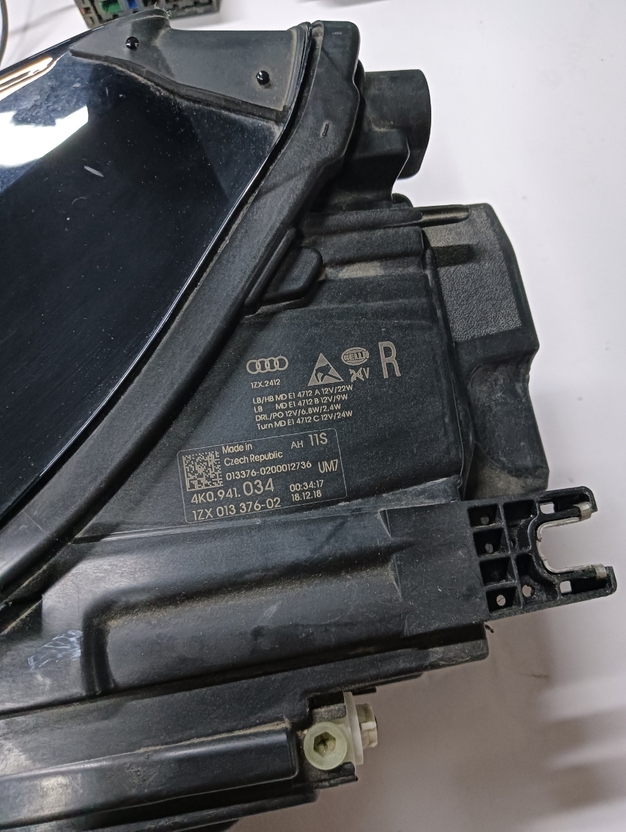 Far dreapta fata AUDI A6 C8, 4A2 2018 - > 4k0941034 – foto 3