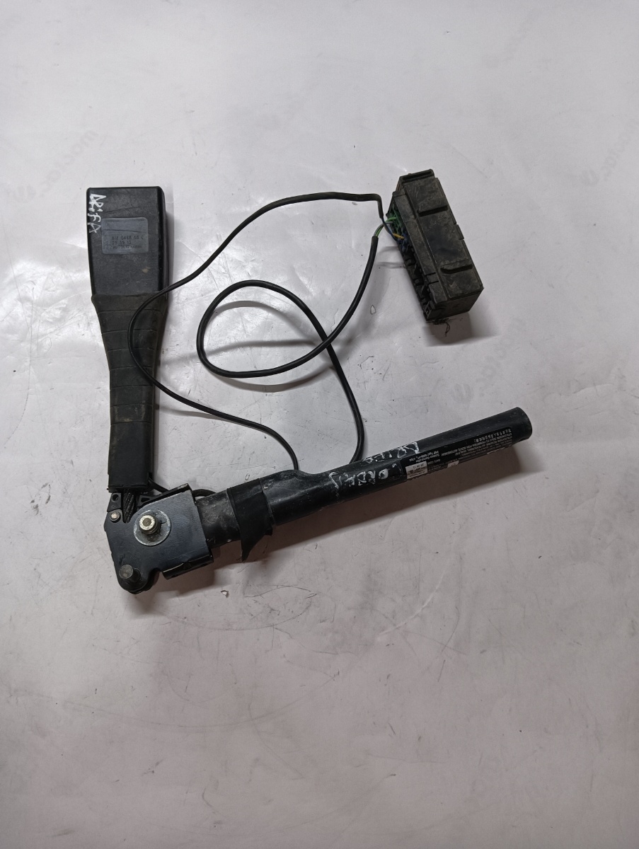 Pretensionare  dreapta fata OPEL CORSA D S07 2006 - 2014