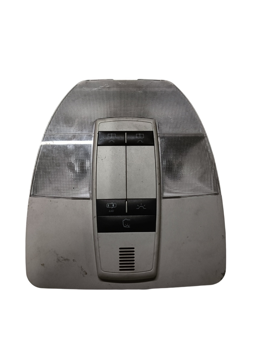 Lampa plafon MERCEDES-BENZ A-CLASS II W169 2004 - 2012 A1698208401