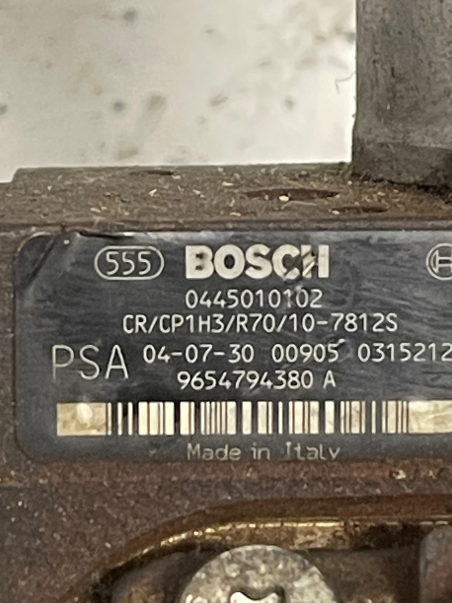 Pompa de injectie PEUGEOT 307 2002 - 2009  1.4HDI 9654794380A / 0445010102 – foto 3