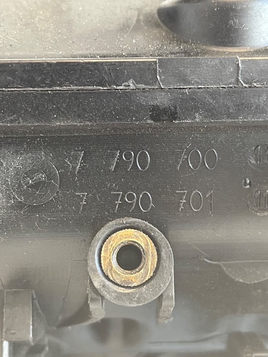 Galerie de admisie cu clapete BMW X5 II E70 2006 - 2013  3.0D 235HP 779070011 – foto 3