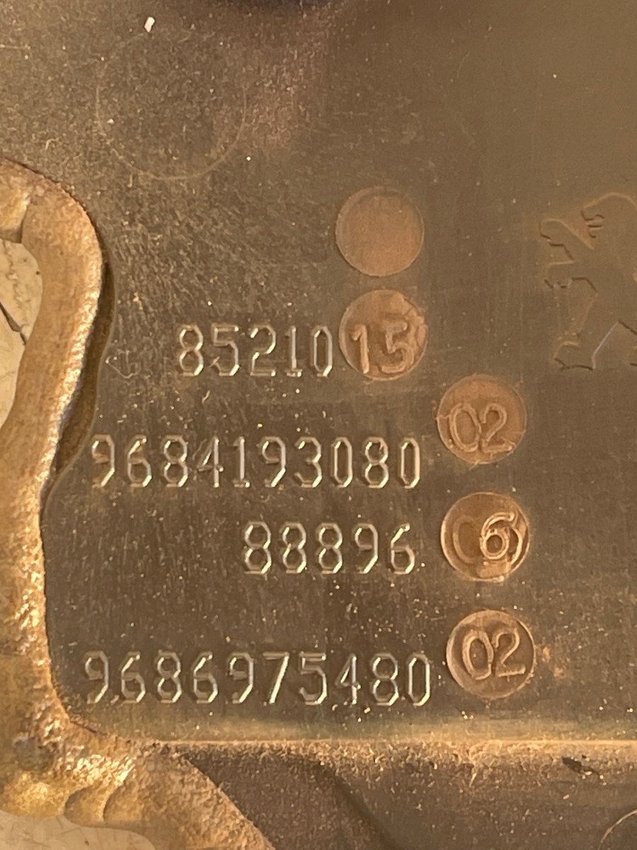 Capac distributie FORD C-MAX II DXA/CB7, DXA/CEU 2010 - > 1.5 TDCi XWDA, XWDB, XWDC, XWDD, XWDE 9804860080 – foto 4