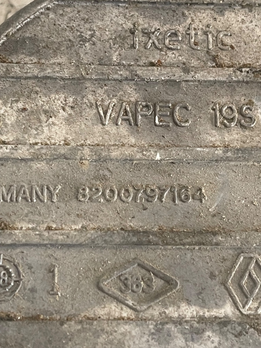 Pompa de vacuum RENAULT MASTER 2008 2.5D 8200797164 – foto 3