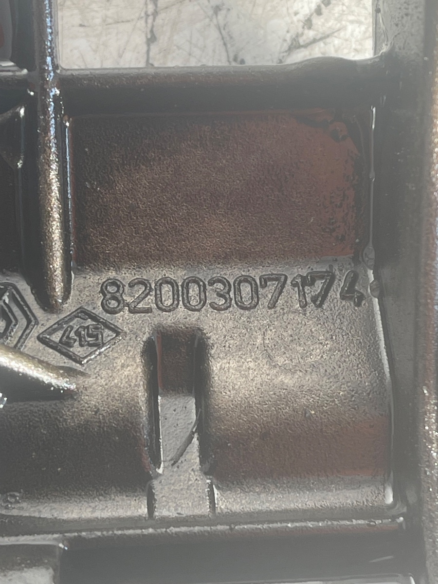 Pompa de ulei DACIA LODGY 2012 - > 1.5 K9K 612 8200307174 – foto 3