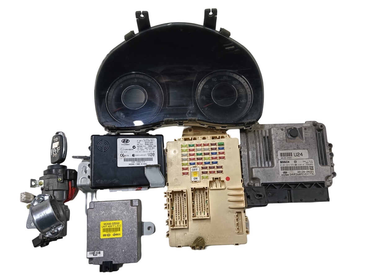 Kit pornire  HYUNDAI i40 CW VF 2011 - > 1.7 CRDi D4FD 0281019573 391202a221