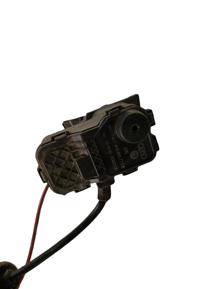 Motoras rezervor AUDI A8 III 4H2, 4H8, 4HC, 4HL 2009 - 2018 4h0810773b