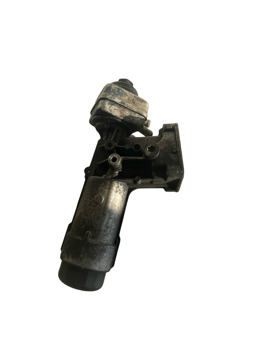 Carcasa filtru ulei AUDI A4 II 8E2, B6 2000 - 2005 1.9 TDI AVB 038115389C – foto 2