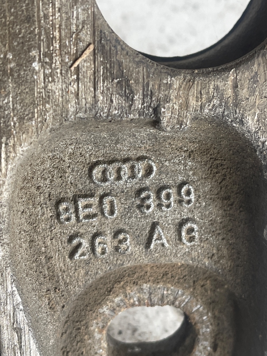 Suport cutie de viteze *AUTOMATA* AUDI A4 III 8EC, B7 2004 - 2008 2.0 TDI BPW 8E0399263AG – foto 3